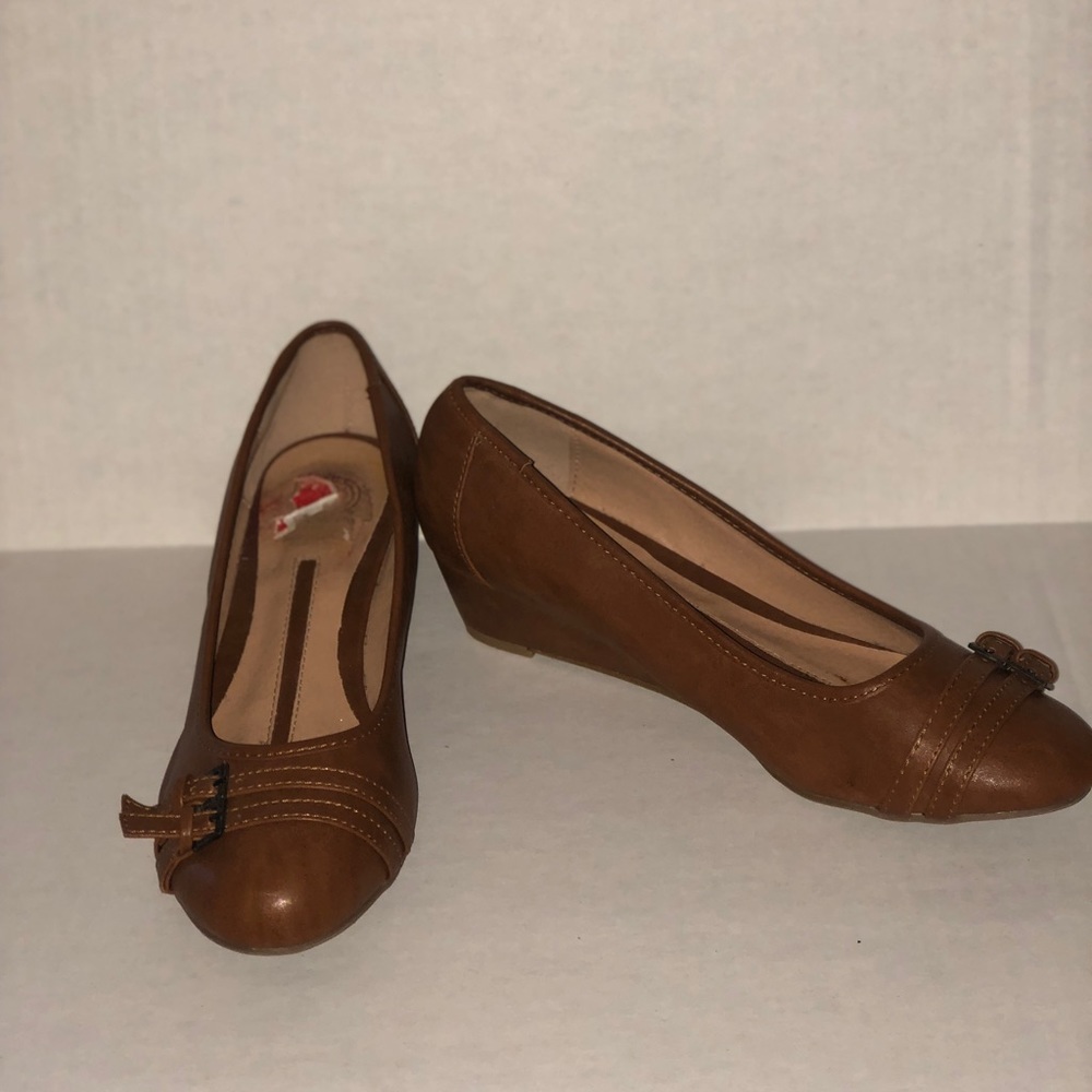 New direction wedges